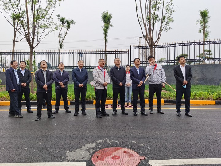 臨汾市委副書(shū)記、市長(zhǎng)王延峰蒞臨華翔集團(tuán)調(diào)研